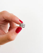 Cargar imagen en el visor de la galería, Ear Cuff Hojas