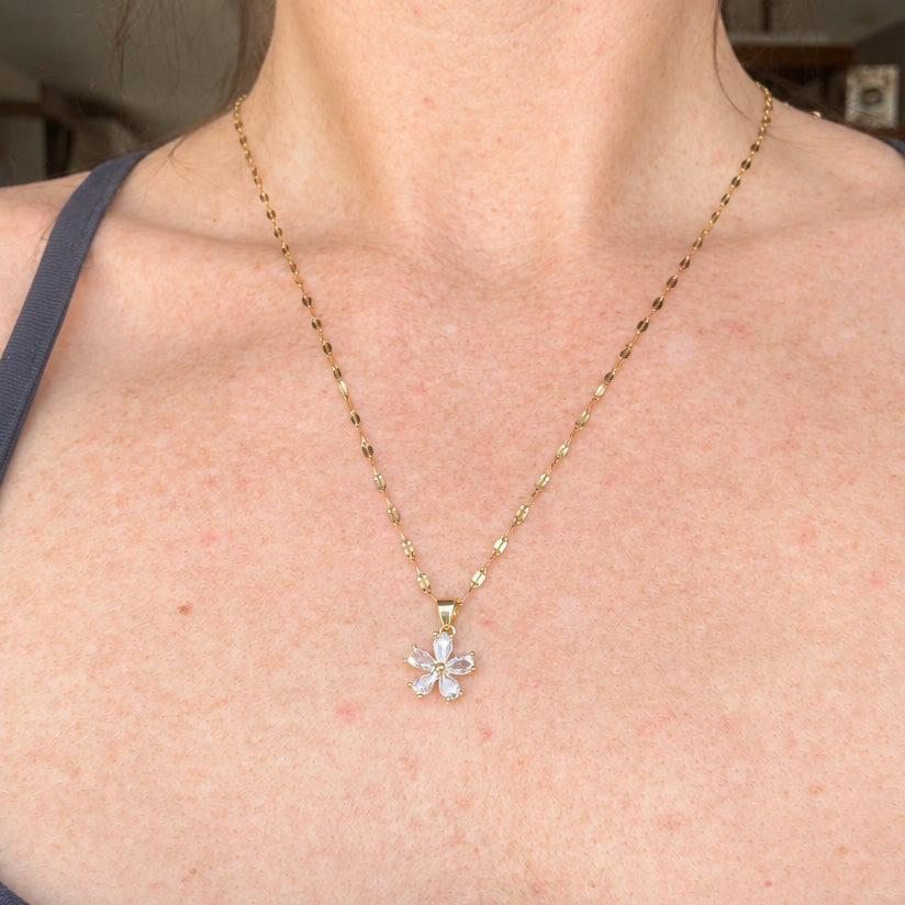 cadenita de flor cristal