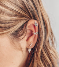 Cargar imagen en el visor de la galería, Ear Cuff Ala
